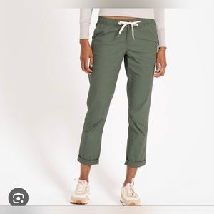 Vuori Green Ripstop Pants XS